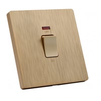 مفتاح سخان 20 امبير بيانو ذهبي 7*7