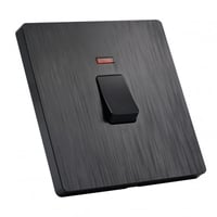 مفتاح سخان 20 امبير بيانو أسود 7*7