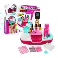 مانيكير مع جهاز