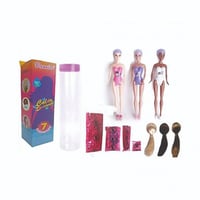 دمية باربي بالماء