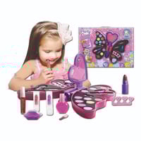 ميك اب فراشة