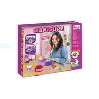 مانيكير مع قاعدة