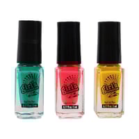 مانيكير مع جهاز