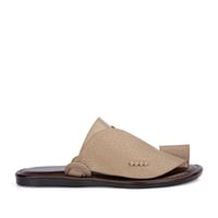 حذاء شرقي طبي بيج - صناعة وطنية