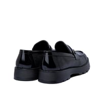 جزمة لوفر طبية جلد لامع فاخر - أسود