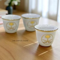 مجموعة (12) من فناجيل قهوه مصممة مع شعار المملكة ب...