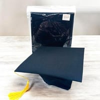 مجموعة من (12) من قبعة تخرج سادة