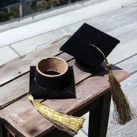 مجموعه 12 قبعات تخرج ميني للتوزيعات لون اسود