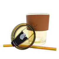 مجموعة 12 من أكوب زجاجية بتصميم انيق بغطاء و تلبسه...