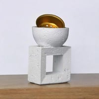 مجموعة 12 من المباخر بتصميم انيق بلون أبيض مع علب...