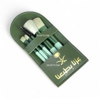 مجموعة (12) من توزيعات فرش مكياج بداخل جيب جلدي ان...