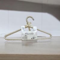 مجموعة (12) من علاقه لولو لتعليق المعاطف والفساتين...