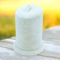 استاند خاتم انيق باللون البيج من المخمل