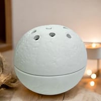 مجموعة 12 من المباخر لون ابيض وتصميم انيق مع علب ش...