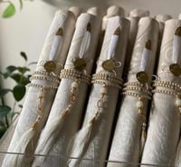 سجادة صلاة رول (12) مع التنسيق بالورد والسبحة مع ا...