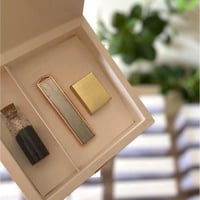 مجموعة 18 مبخرة إلكترونية وقنينة بخور بعلبة كرتوني...