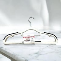 مجموعة (12) من علاقه لتعليق المعاطف والفساتين والم...