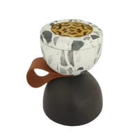 مجموعة 12 من المباخر بتصميم انيق لون رمادي وأبيض و...