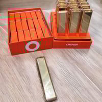 مبخرة إلكترونية بشكل فاخر (18 قطعة) بلون ذهبي مع ش...