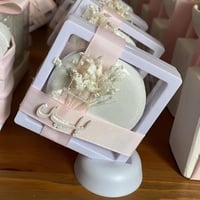 توزيعات براويز شفافه تحتوي مرايات بيضاء (12 قطعة)...