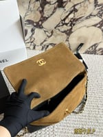 شنطة شانيل (متوفرة بعدة الوان)