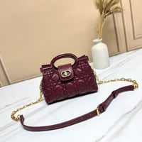 شنطة ديور جولي Dior Jolie (متوفرة بعدة الوان)