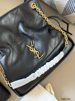 شنطة سان لوران Ysl Jamie Large Pochon
