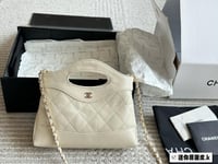 شنطة شانيل 31bag (متوفرة بعدة الوان)