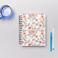 دفتر عربي بغلاف الراحة - مع كتابة اسم او عباره