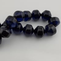 سبحة زعفران فواح لون ازرق كحلي حرباء