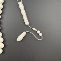 سبحة عظم جمل قصة دائري