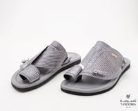 P حذاء شرقي من تاسومة 06099 / L.GREY