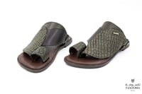 p3 حذاء شرقي من تاسومة 05096 / OLIVE / 213