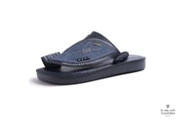 P3 حذاء شرقي مطرز من تاسومة 24006 / D.Blue