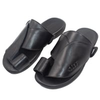 P حذاء شرقي أسباني من TASOOMA