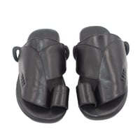 P حذاء شرقي أسباني من TASOOMA