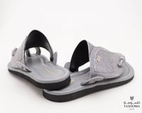 P حذاء شرقي من تاسومة 06099 / L.GREY