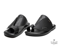 P3 حذاء شرقي من تاسومة 24010 / BLACK