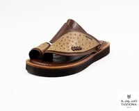 حذاء من TASOOMA