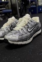 حذاء نسائي. P6000Nike