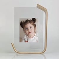 برواز بصورتك او صورة اليفك