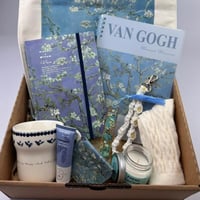 بوكس أزهار اللوز 10 قطع