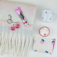 بوكس شتوي cherry blossom (6 قطع)