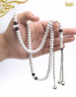 مسبحة بيضاء مصنوعة في تركيا 99 خرزة مع شرابة ملكية