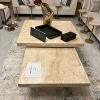 2 طاولات مربعة رخام ترافنتينو