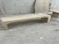 طاولة تلفزيون ترافنتينو