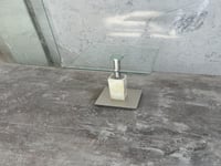 طاولة خدمة حديد مع رخام مسطح قزاز