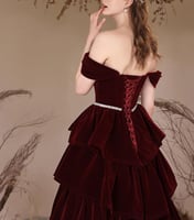 فستان مخمل طبقات