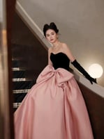 فستان فيونكة وردي