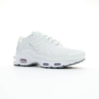 Nike Air Max Plus white lifestyle shoe unisex